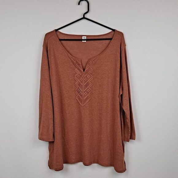 Ladies Split Neck Top NWT - Picture 1 of 11